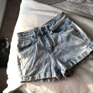 Pacsun High Waisted Mom Short (SIZE 26)